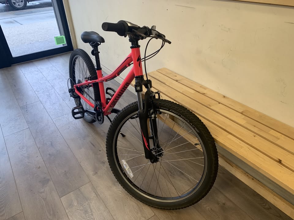 2021 Specialized Hotrock 24"