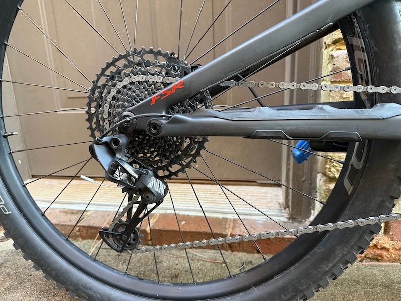 2020 Specialized Stumpjumper Comp Carbon 29