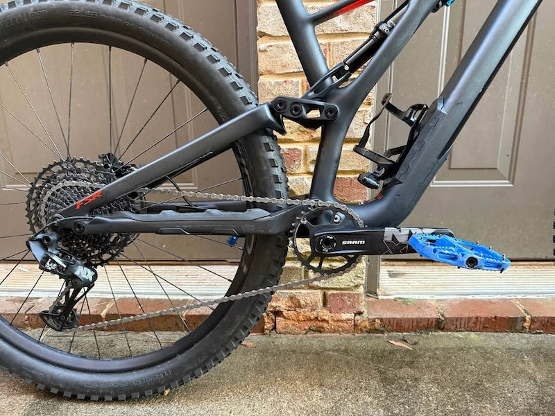 2020 Specialized Stumpjumper Comp Carbon 29